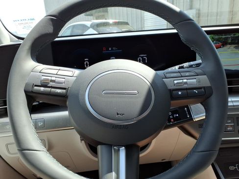 New 2026 Hyundai Kona SEL Premium FWD image 12