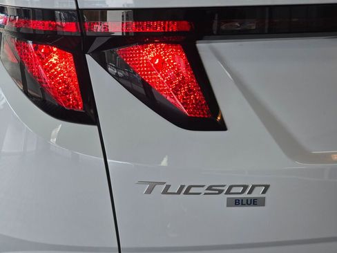 New 2026 Hyundai Tucson Blue SE image 14