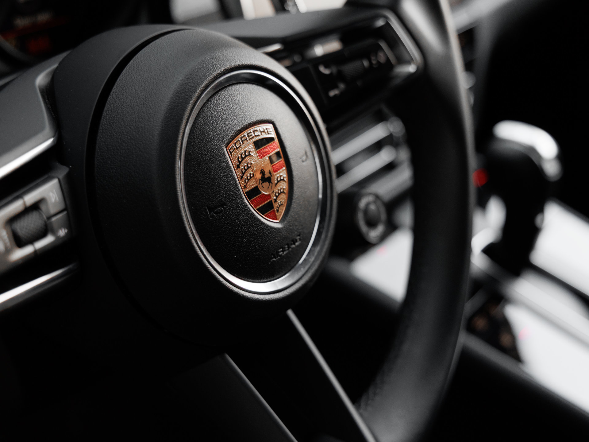 Certified 2026 Porsche Macan S AWD/4WD image 19