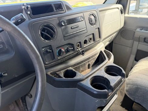 Used 2013 Ford E-350 and Econoline 350 Super Duty w/ PWR Locks & Windows Group RWD image 10