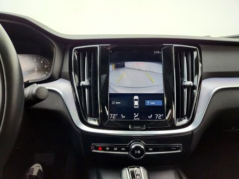 Used 2020 Volvo S60 T5 Momentum FWD image 26