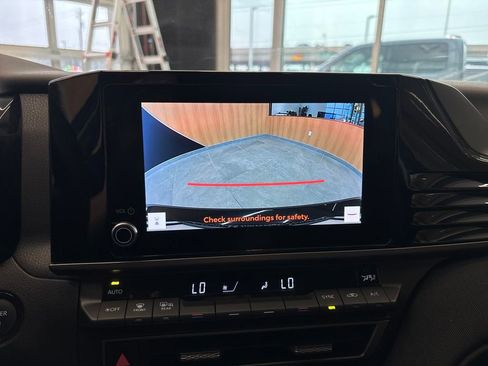 Used 2025 Toyota Camry LE image 24