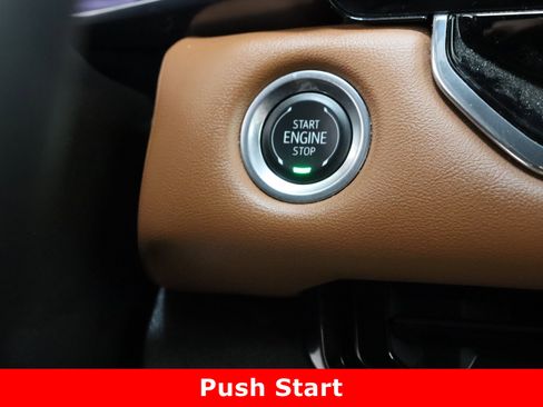 Used 2024 GMC Canyon AT4 w/ AT4 Premium Package image 18