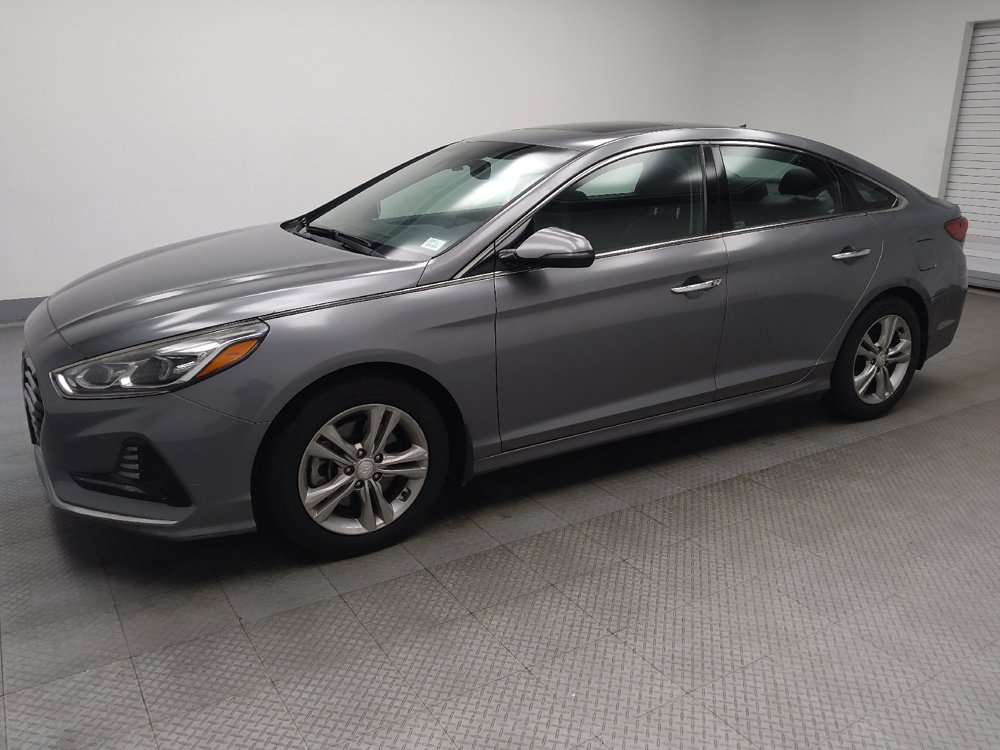 Used 2018 Hyundai Sonata Limited w/ Limited Ultimate Package 03 FWD image 2