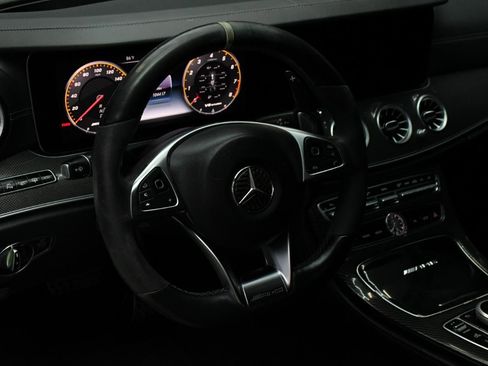 Used 2018 Mercedes-Benz E 63 AMG S image 25