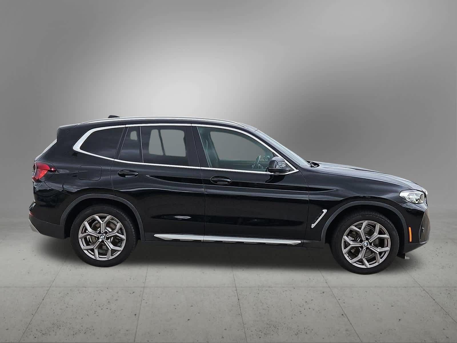 Used 2023 BMW X3 sDrive30i w/ Premium Package RWD image 7