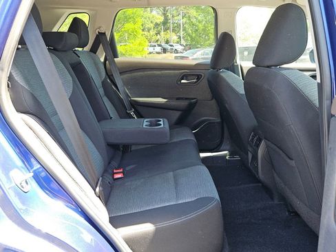 Used 2023 Nissan Rogue SV FWD image 14