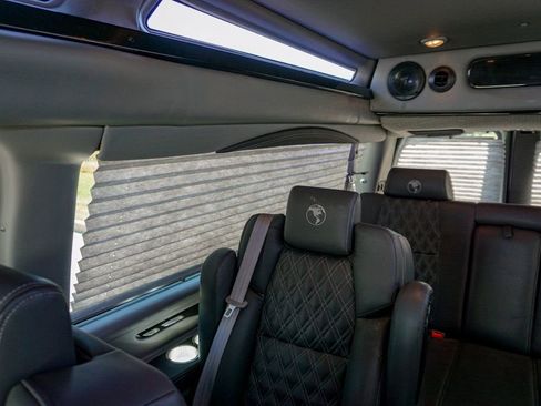 Used 2023 GMC Savana 2500 Extended image 82