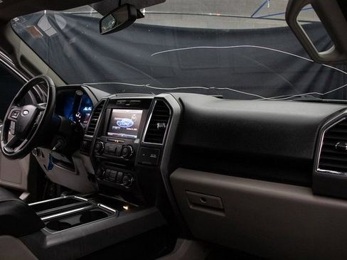 Used 2015 Ford F150 XLT w/ Equipment Group 302A Luxury image 16