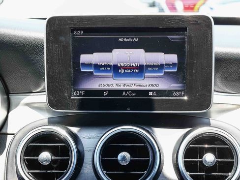 Used 2018 Mercedes-Benz C 300 4MATIC Sedan image 16