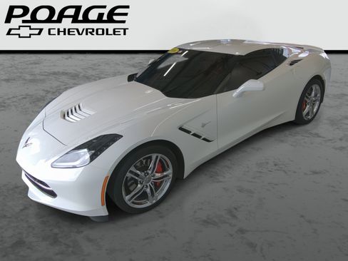 Used 2016 Chevrolet Corvette Stingray Coupe w/ 2LT Preferred Equipment Group RWD image 1