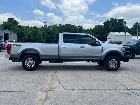 Used 2022 Ford F350 Lariat w/ Chrome Package AWD/4WD image 8