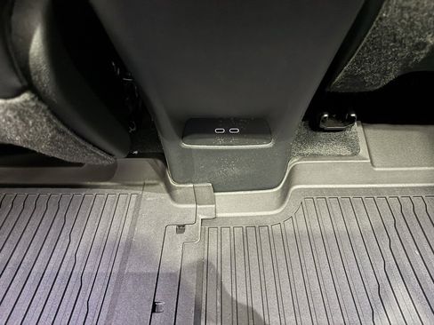 New 2026 Chevrolet Equinox RS w/ Convenience Package III image 43