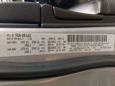 Used 2018 Jeep Grand Cherokee Limited w/ Luxury Group II AWD/4WD image 33