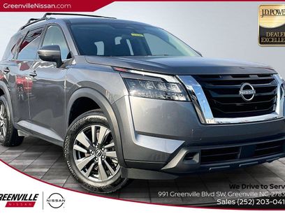 Certified 2024 Nissan Pathfinder SV