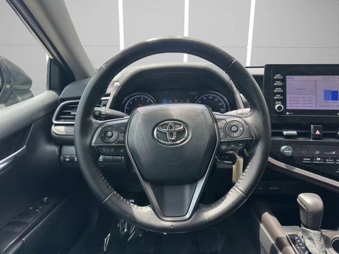 Used 2021 Toyota Camry SE AWD/4WD image 18