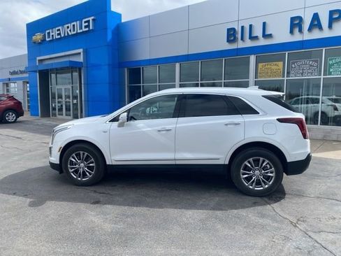 Used 2023 Cadillac XT5 Premium Luxury w/ Technology Package AWD/4WD image 2