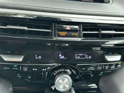 Certified 2023 Acura MDX SH-AWD w/ Technology Package image 10