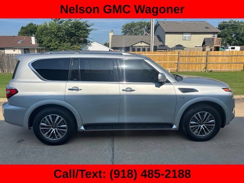 Used 2021 Nissan Armada SL w/ Captain's Chairs Package RWD image 4