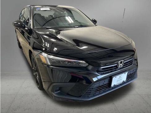 Used 2024 Honda Civic Sport image 9