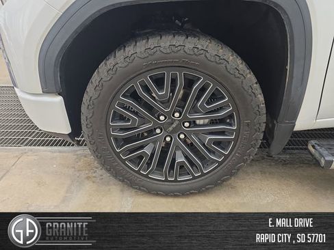 Used 2020 GMC Sierra 1500 Denali w/ Denali Ultimate Package AWD/4WD image 28