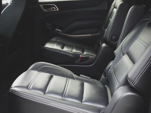 Used 2018 GMC Yukon XL Denali w/ Denali Ultimate Package AWD/4WD image 26
