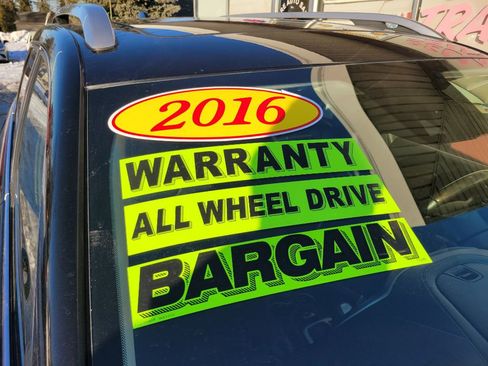 Used 2016 Jeep Cherokee Overland w/ Technology Group image 5