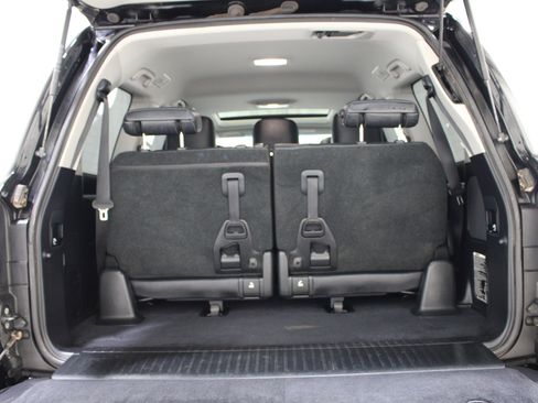 Used 2018 Toyota Land Cruiser AWD/4WD image 23