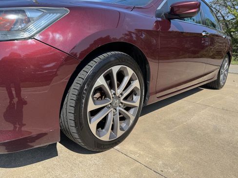 Used 2015 Honda Accord Sport image 37