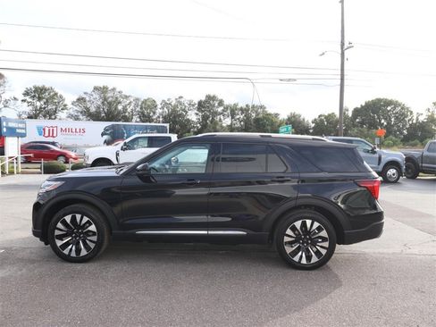 New 2026 Ford Explorer Platinum w/ LUX Leather Package image 6
