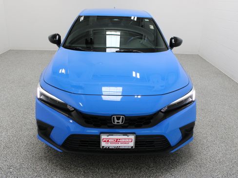 Used 2024 Honda Civic Sport image 3