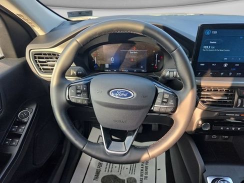 Used 2025 Ford Escape Active w/ Tech Pack #1 FWD image 28