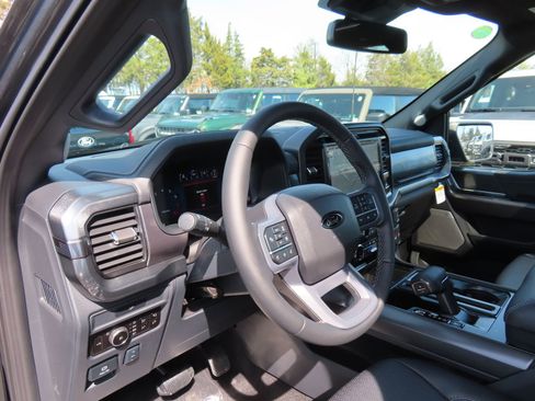 New 2026 Ford F150 Lariat image 11