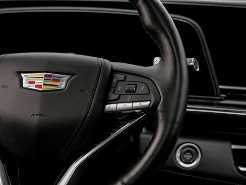 Used 2023 Cadillac Escalade ESV V image 15