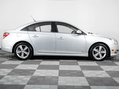Used 2012 Chevrolet Cruze LT w/ RS Package image 9
