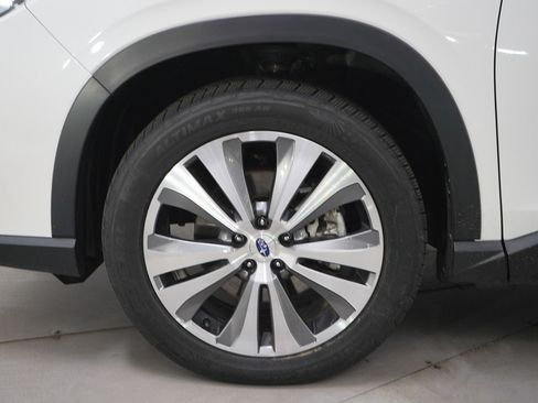 Used 2021 Subaru Ascent Premium w/ Sport Package image 27