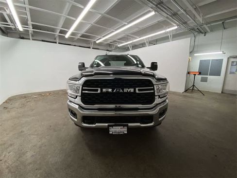 Used 2024 RAM 2500 Big Horn image 9