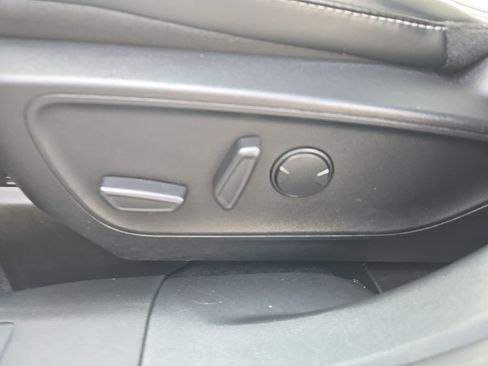 Used 2023 Ford Escape Platinum image 21