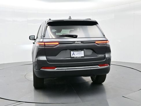 New 2025 Jeep Grand Cherokee Laredo X image 8