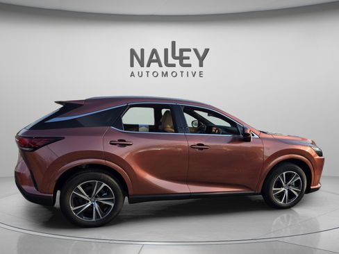 Used 2025 Lexus RX 350h w/ Accessory Package image 6