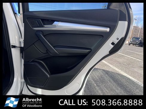 Used 2025 Audi Q5 2.0T Premium image 19