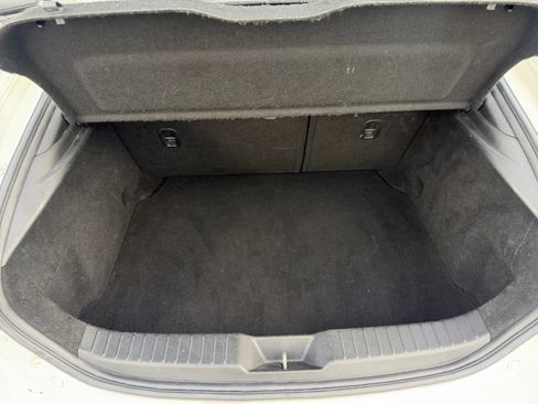 Used 2019 MAZDA MAZDA3 Hatchback FWD image 20