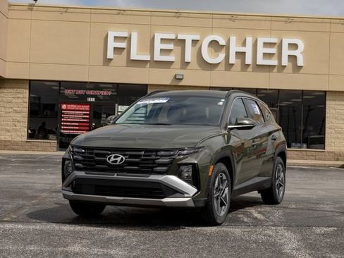 Certified 2025 Hyundai Tucson SEL image 1