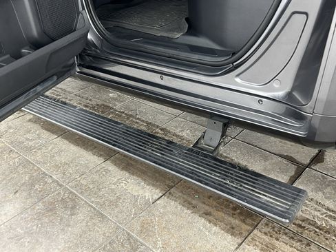 Used 2024 Toyota Tundra Platinum image 38