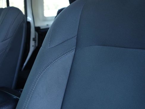 Used 2018 Jeep Wrangler Unlimited Sport S image 35