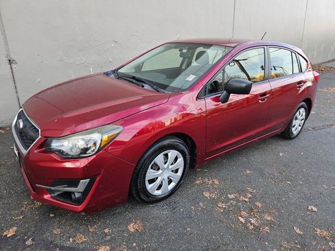 Used 2015 Subaru Impreza 2.0i image 2