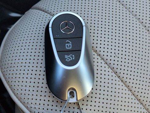 New 2026 Mercedes-Benz E 350 4MATIC Sedan image 29