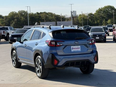 Used 2024 Subaru Crosstrek 2.0i Premium AWD/4WD image 4