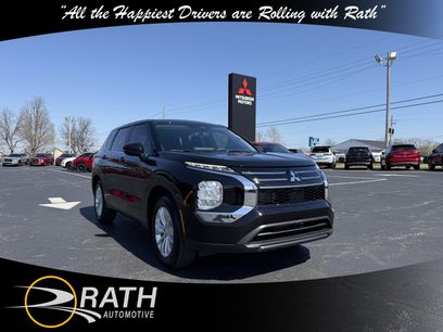 New 2026 Mitsubishi Outlander ES