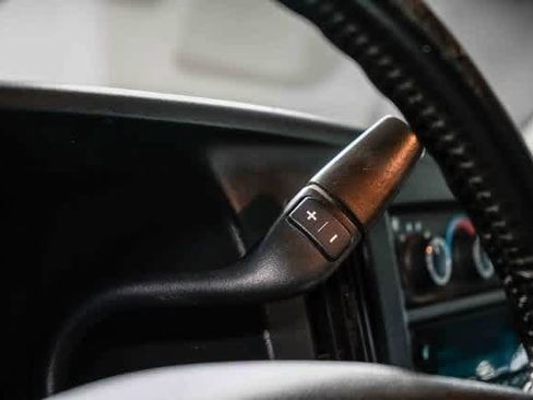 Used 2020 Chevrolet Express 2500 Extended w/ Communications Package image 19